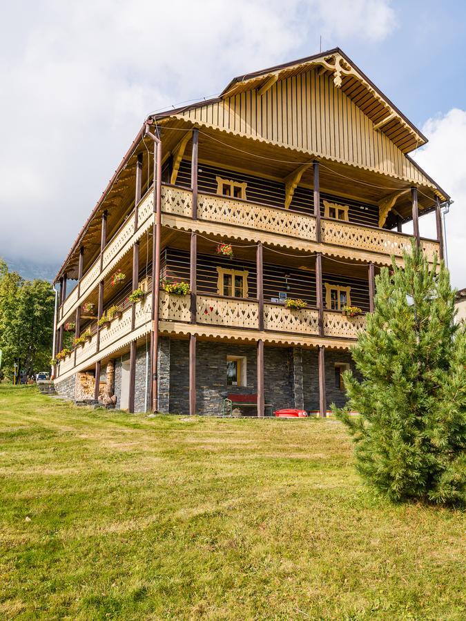 Svajciarsky Dom Guest House Високи Татри Екстериор снимка